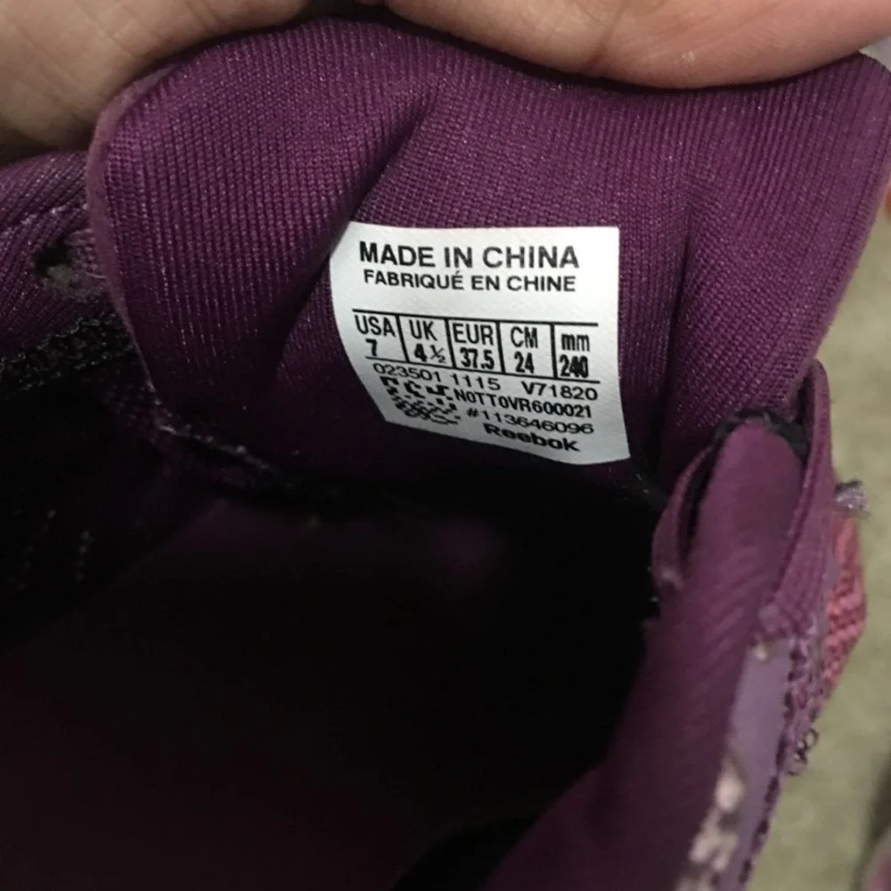 Reebok shoes - Picture 3 of 3